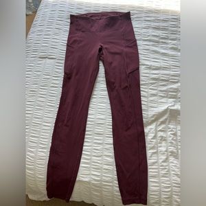 Lululemon maroon leggings with pockets, size 4